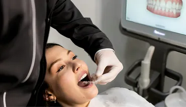 Invisalign vs. Traditional Orthodontics: Choosing the Right Smile Correction